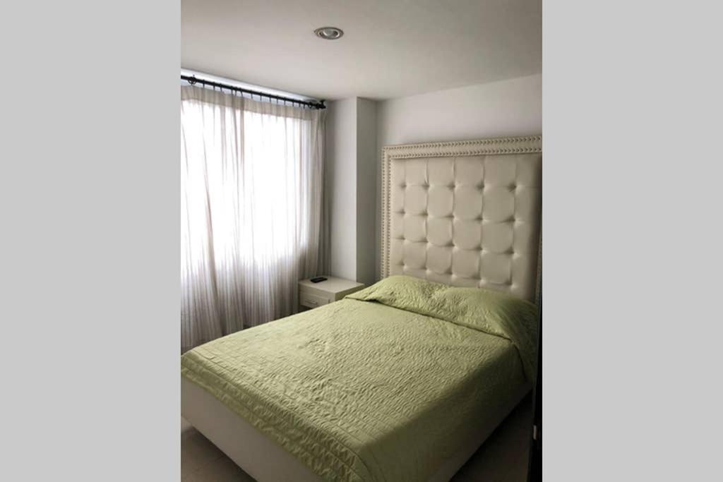 Apartment Amoblado Con Excelente Ubicacion