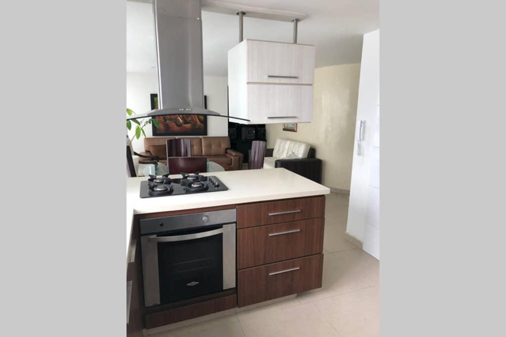 Apartamento Amoblado Con Excelente Ubicación Pereira